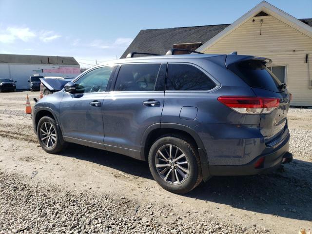 5TDJZRFH2JS492010 - 2018 TOYOTA HIGHLANDER SE GRAY photo 2