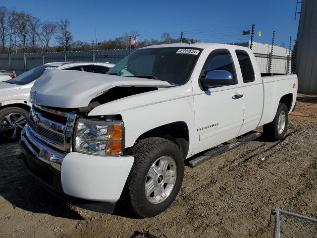 2009 CHEVROLET SILVERADO K1500 LT, 