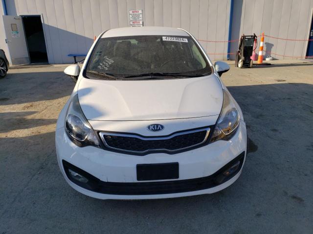 KNADN4A33E6401353 - 2014 KIA RIO EX WHITE photo 5