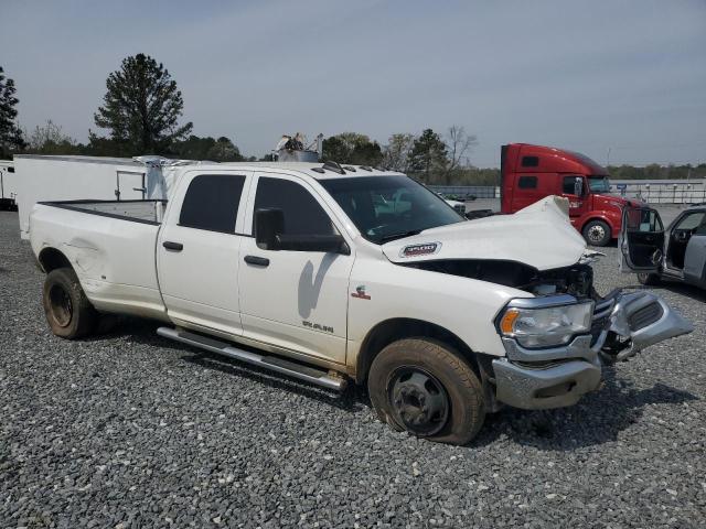 3C63RPGL4KG658034 - 2019 RAM 3500 TRADESMAN WHITE photo 4