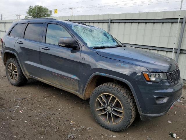 1C4RJFLGXJC375345 - 2018 JEEP GRAND CHER TRAILHAWK GRAY photo 4