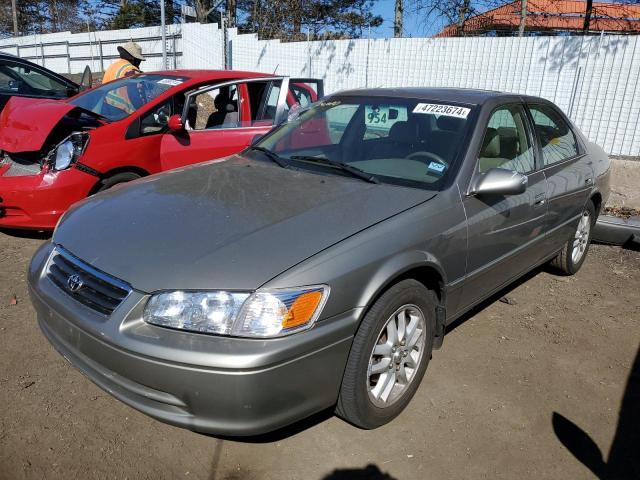 2001 TOYOTA CAMRY LE, 
