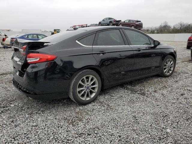 3FA6P0H74HR213249 - 2017 FORD FUSION SE BLACK photo 3