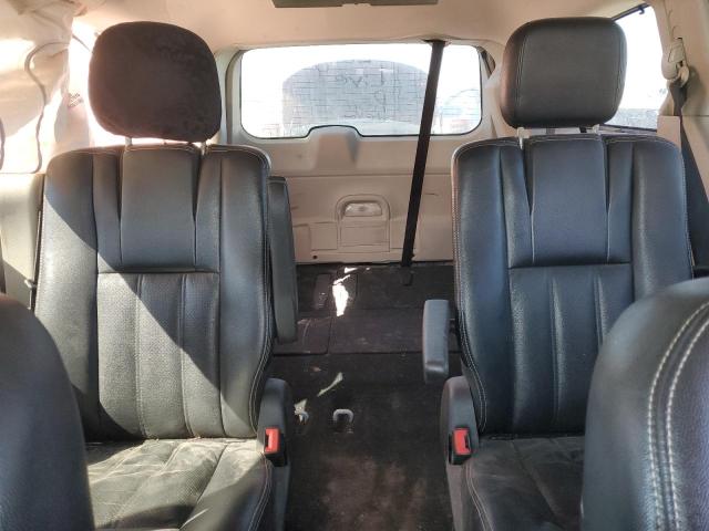 2A4RR8DG1BR801218 - 2011 CHRYSLER TOWN & COU TOURING L WHITE photo 10