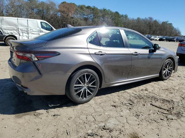 4T1G11AK3RU910437 - 2024 TOYOTA CAMRY SE NIGHT SHADE GRAY photo 3