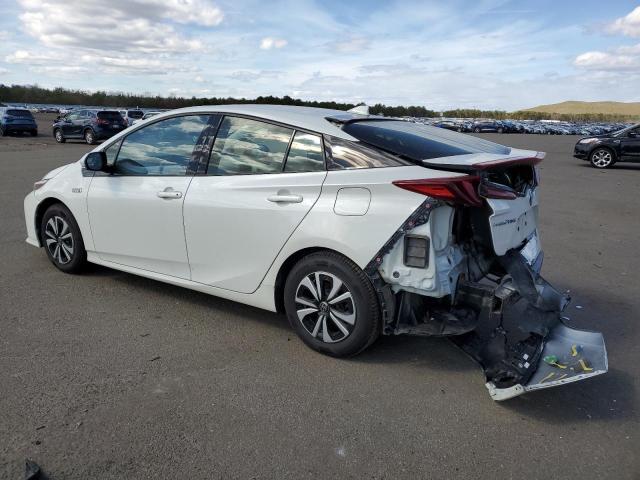 JTDKARFP9H3037542 - 2017 TOYOTA PRIUS PRIM WHITE photo 2