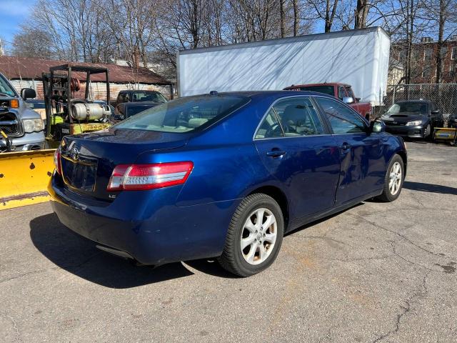 4T1BF3EK0BU729612 - 2011 TOYOTA CAMRY BASE BLUE photo 4