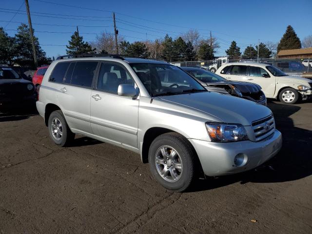 JTEEP21AX40046571 - 2004 TOYOTA HIGHLANDER SILVER photo 4