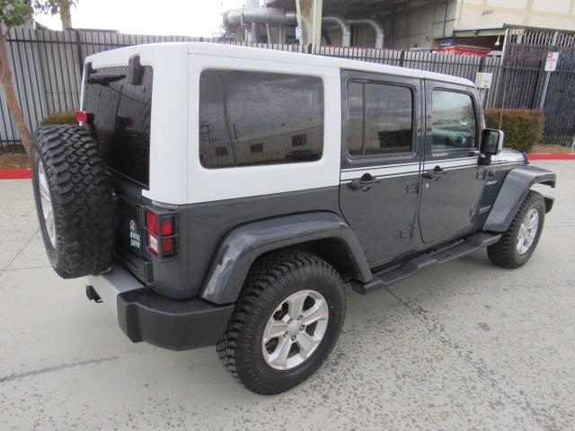 1C4BJWEG1HL667622 - 2017 JEEP WRANGLER U SAHARA GRAY photo 3