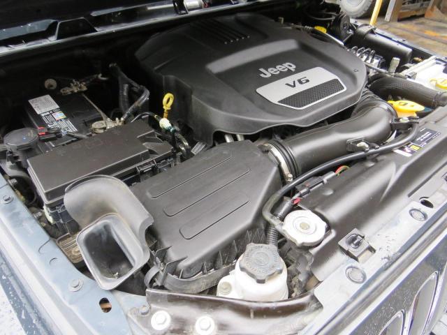 1C4BJWEG1HL667622 - 2017 JEEP WRANGLER U SAHARA GRAY photo 7