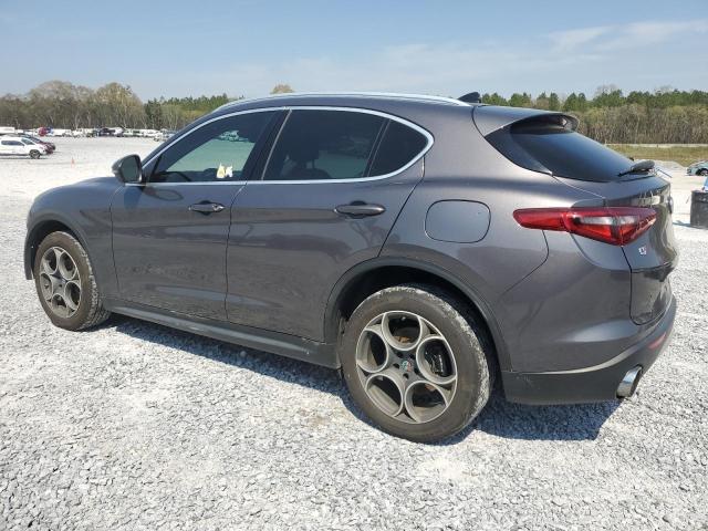 ZASFAKBNXJ7B80552 - 2018 ALFA ROMEO STELVIO TI GRAY photo 2