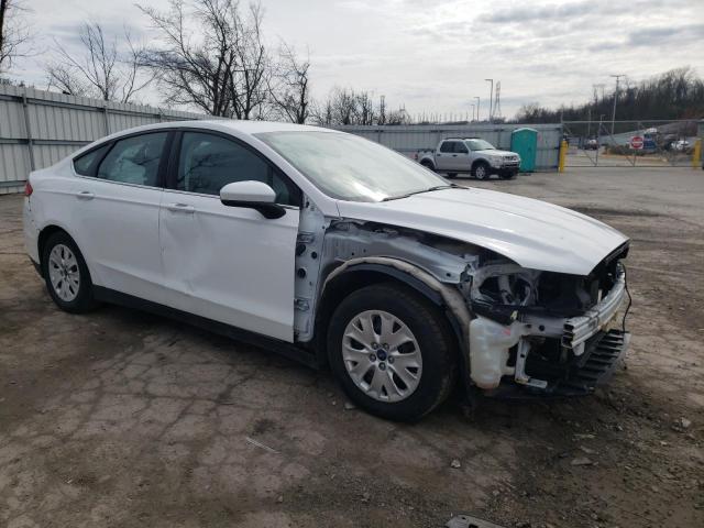 3FA6P0G7XDR302660 - 2013 FORD FUSION S WHITE photo 4