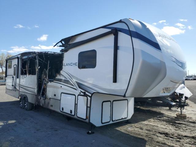 4YDFAVT28NE761657 - 2022 KEYSTONE AVALANCHE თეთრი ფოტო 1