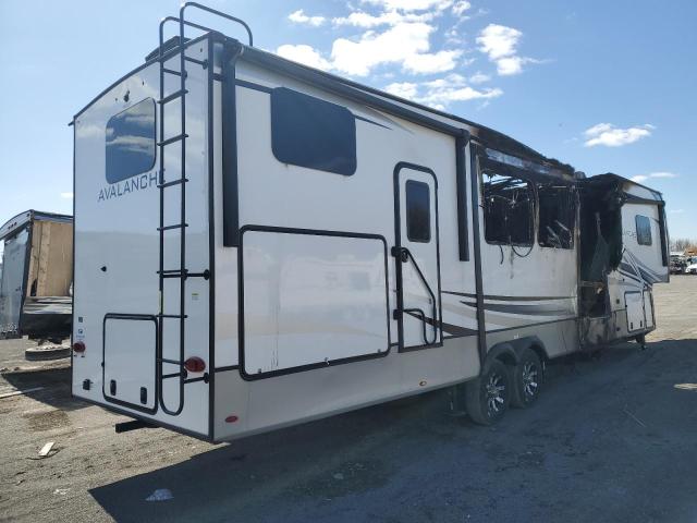 4YDFAVT28NE761657 - 2022 KEYSTONE AVALANCHE თეთრი ფოტო 4