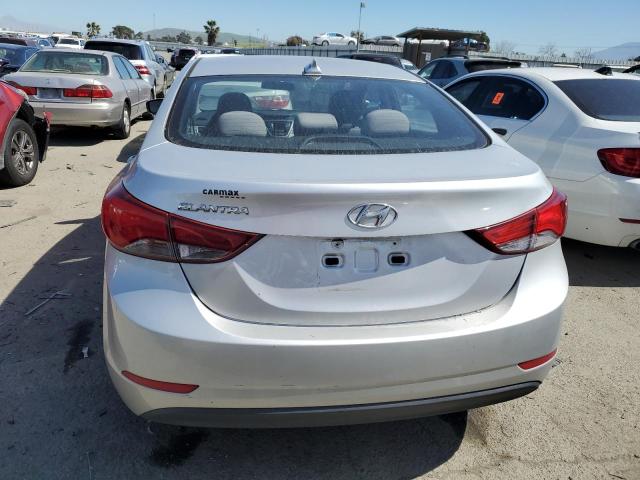 5NPDH4AE7GH739679 - 2016 HYUNDAI ELANTRA SE SILVER photo 6