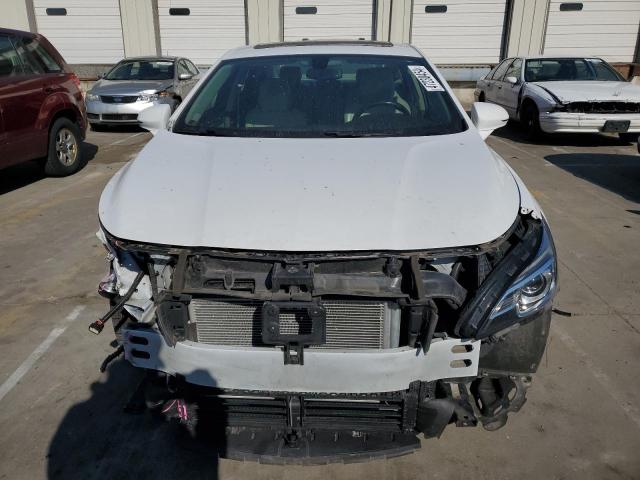 1G4ZP5SS3JU141858 - 2018 BUICK LACROSSE ESSENCE 白色 照片 5