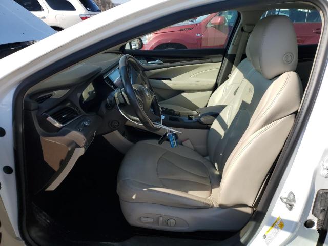 1G4ZP5SS3JU141858 - 2018 BUICK LACROSSE ESSENCE 白色 照片 7