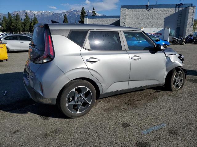 KNDJ33AU5P7851937 - 2023 KIA SOUL EX GRAY photo 3