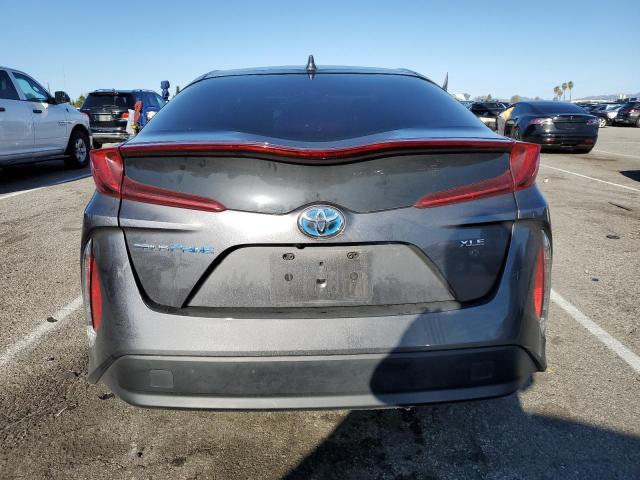 JTDKAMFP0M3170526 - 2021 TOYOTA PRIUS PRIM LE GRAY photo 6