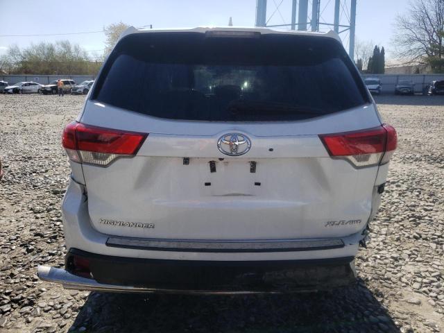 5TDJZRFH1JS895735 - 2018 TOYOTA HIGHLANDER SE WHITE photo 6