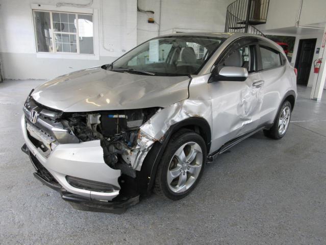 3CZRU6H3XGM719500 - 2016 HONDA HR-V LX SILVER photo 2