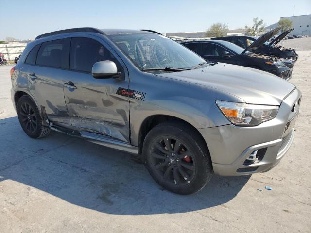 JA4AR4AU6BZ011726 - 2011 MITSUBISHI OUTLANDER SE SILVER photo 4