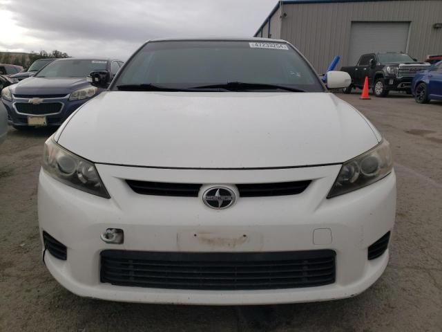 JTKJF5C70C3032239 - 2012 TOYOTA SCION TC WHITE photo 5