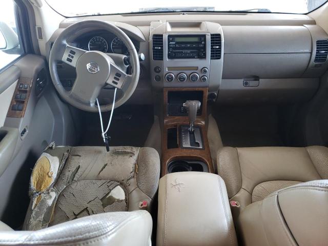 5N1AR18UX6C602558 - 2006 NISSAN PATHFINDER LE 白色 照片 8