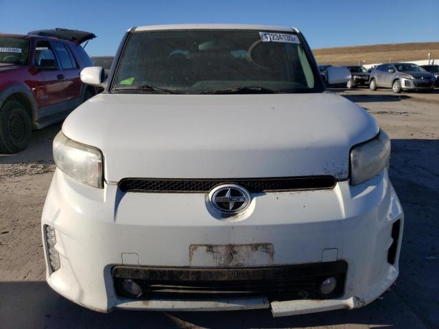 JTLZE4FEXFJ069918 - 2015 TOYOTA SCION XB 白色 照片 5