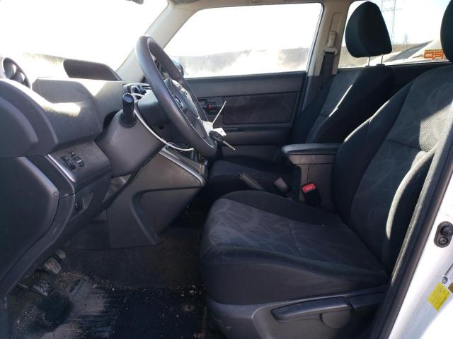 JTLZE4FEXFJ069918 - 2015 TOYOTA SCION XB 白色 照片 7