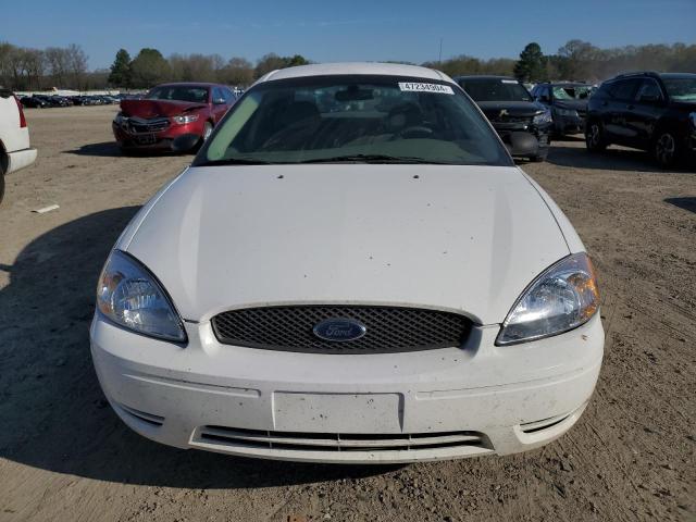 1FAFP53U06A236237 - 2006 FORD TAURUS SE WHITE photo 5