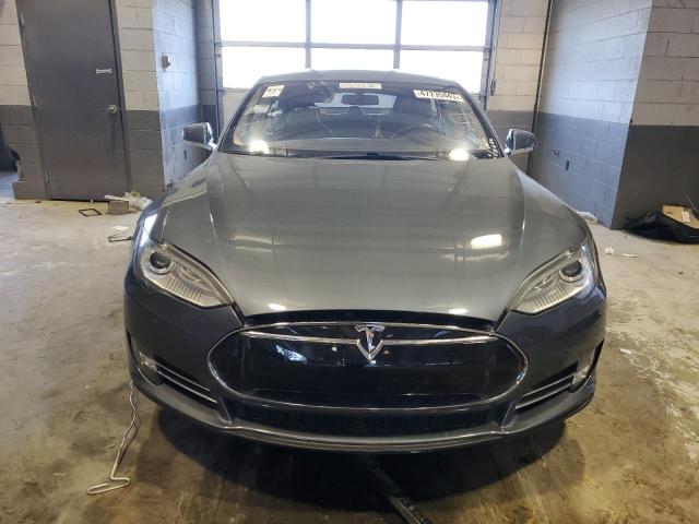 5YJSA1CP5DFP13763 - 2013 TESLA MODEL S Մոխրագույն լուսանկար 5