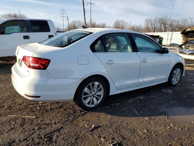 3VWD17AJ5FM417275 - 2015 VOLKSWAGEN JETTA SE WHITE photo 3