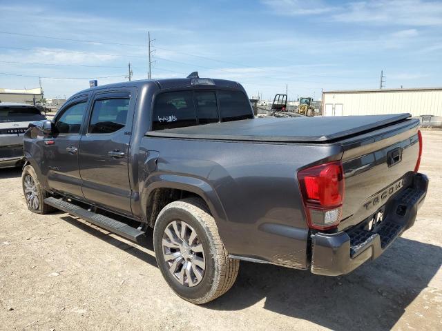 5TFAX5GN3JX132225 - 2018 TOYOTA TACOMA DOUBLE CAB GRAY photo 2