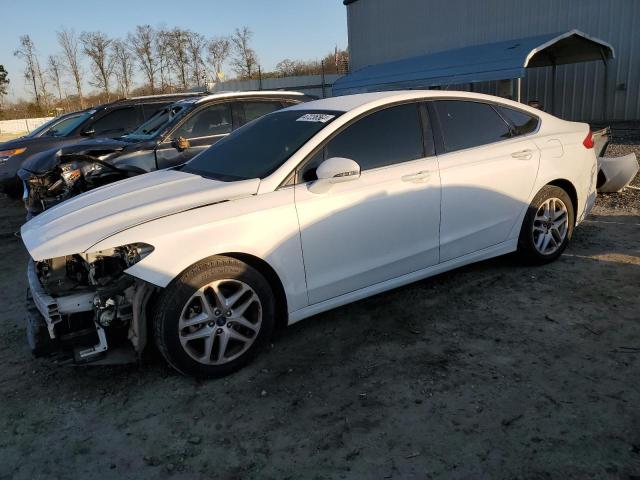 3FA6P0H72FR146387 - 2015 FORD FUSION SE WHITE photo 1