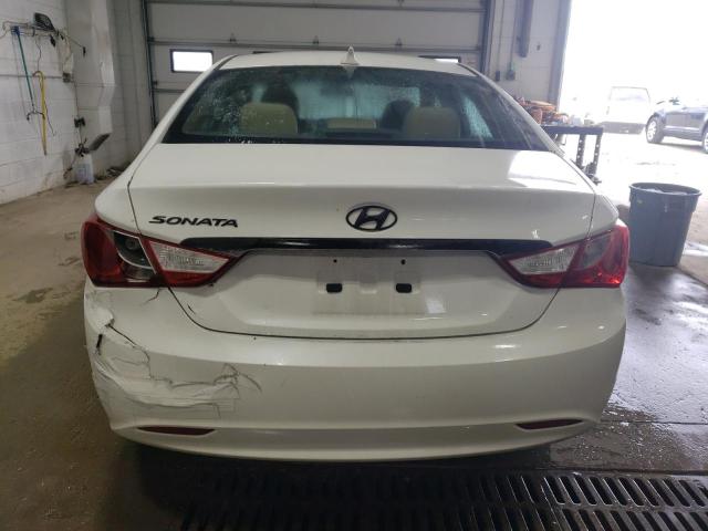 5NPEB4AC6BH053436 - 2011 HYUNDAI SONATA GLS WHITE photo 6