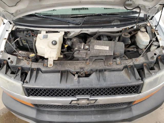 1GAHG39U071143789 - 2007 CHEVROLET EXPRESS G3 WHITE photo 12