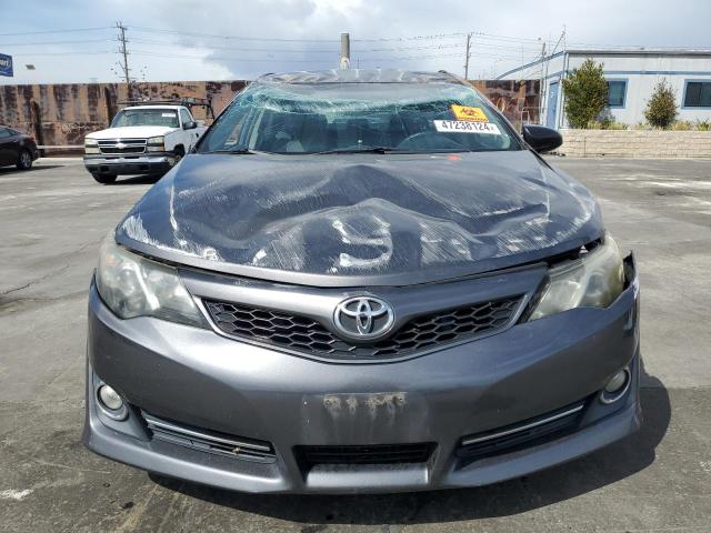 4T1BF1FK9DU273986 - 2013 TOYOTA CAMRY L GRAY photo 5