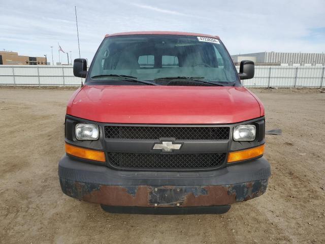 1GAHG39U861271146 - 2006 CHEVROLET EXPRESS G3 RED photo 5