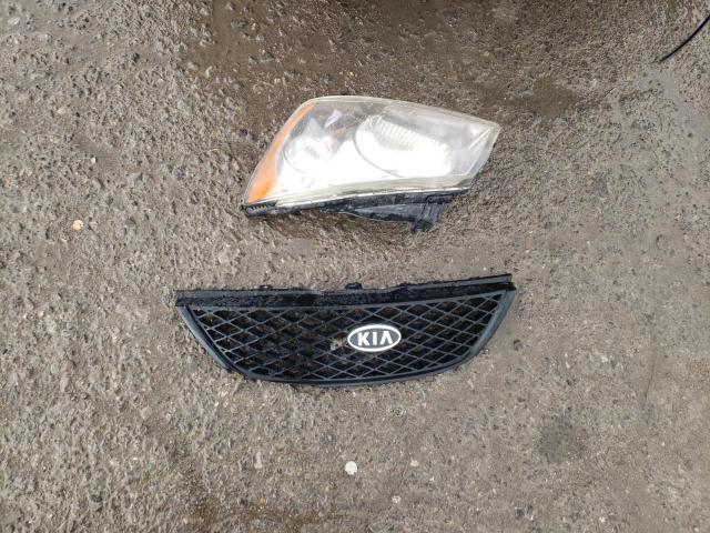 KNAFE161265273483 - 2006 KIA SPECTRA5 BLACK photo 12