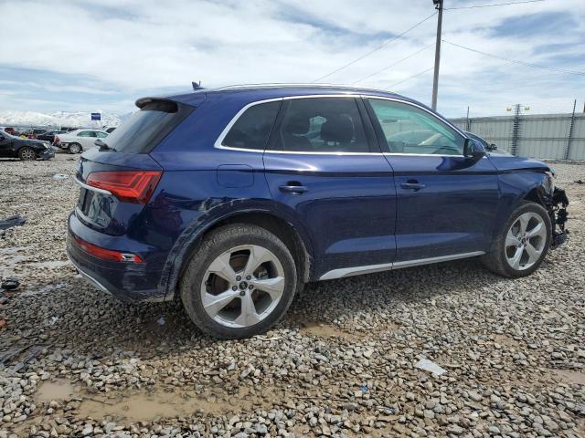 WA1CAAFY1M2015303 - 2021 AUDI Q5 PRESTIGE BLUE photo 3