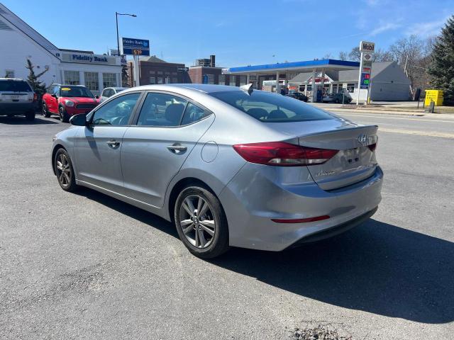 5NPD84LF1HH094003 - 2017 HYUNDAI ELANTRA SE SILVER photo 3