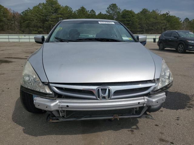 1HGCM66567A044789 - 2007 HONDA ACCORD EX SILVER photo 5