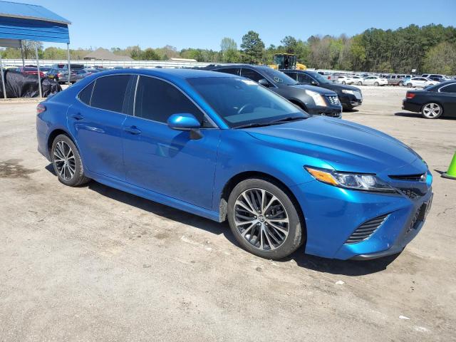 4T1B11HK5JU120237 - 2018 TOYOTA CAMRY L BLUE photo 4