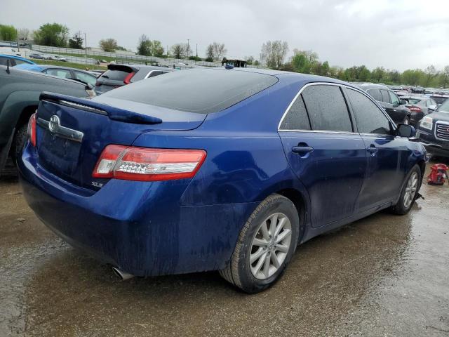 4T4BF3EK5BR111904 - 2011 TOYOTA CAMRY BASE BLUE photo 3