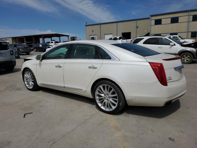 2G61S5S38E9292743 - 2014 CADILLAC XTS PLATINUM WHITE photo 2