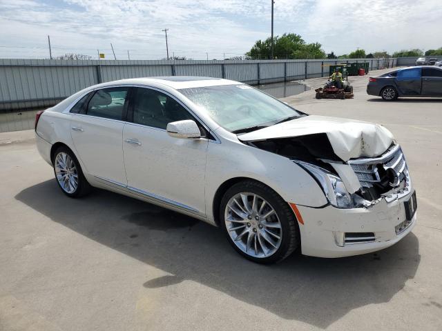 2G61S5S38E9292743 - 2014 CADILLAC XTS PLATINUM WHITE photo 4