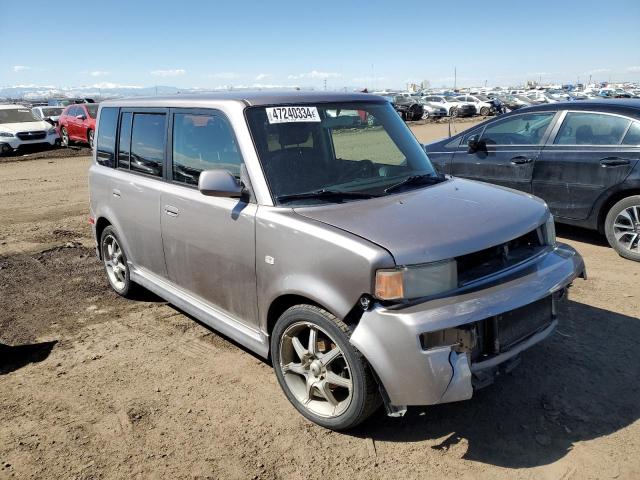 JTLKT334950193387 - 2005 TOYOTA SCION XB SILVER photo 4