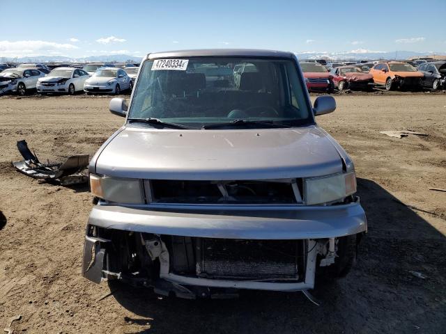 JTLKT334950193387 - 2005 TOYOTA SCION XB SILVER photo 5