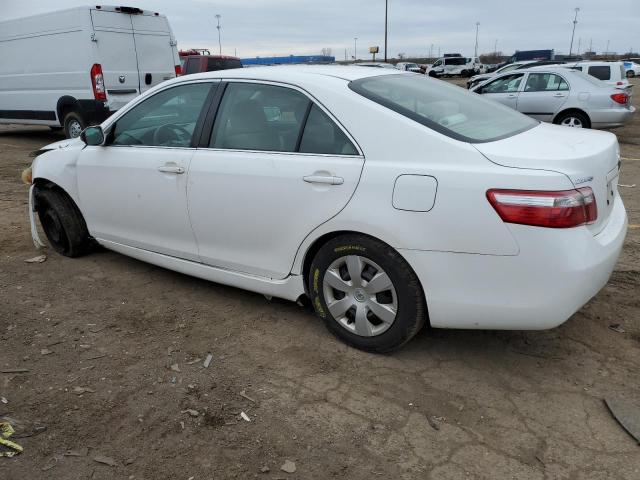 JTNBE46K273018935 - 2007 TOYOTA CAMRY CE WHITE photo 2